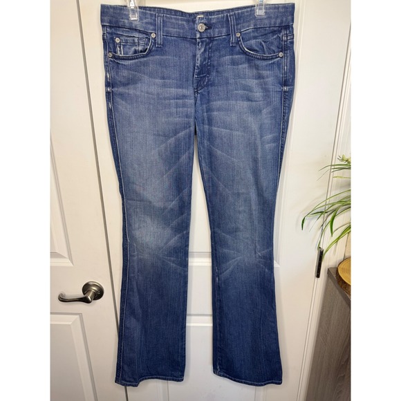 7 For All Mankind Women's‎ Size 28 Low Rise Bootcut A-pocket Blue Jeans Med Wash - Picture 1 of 6